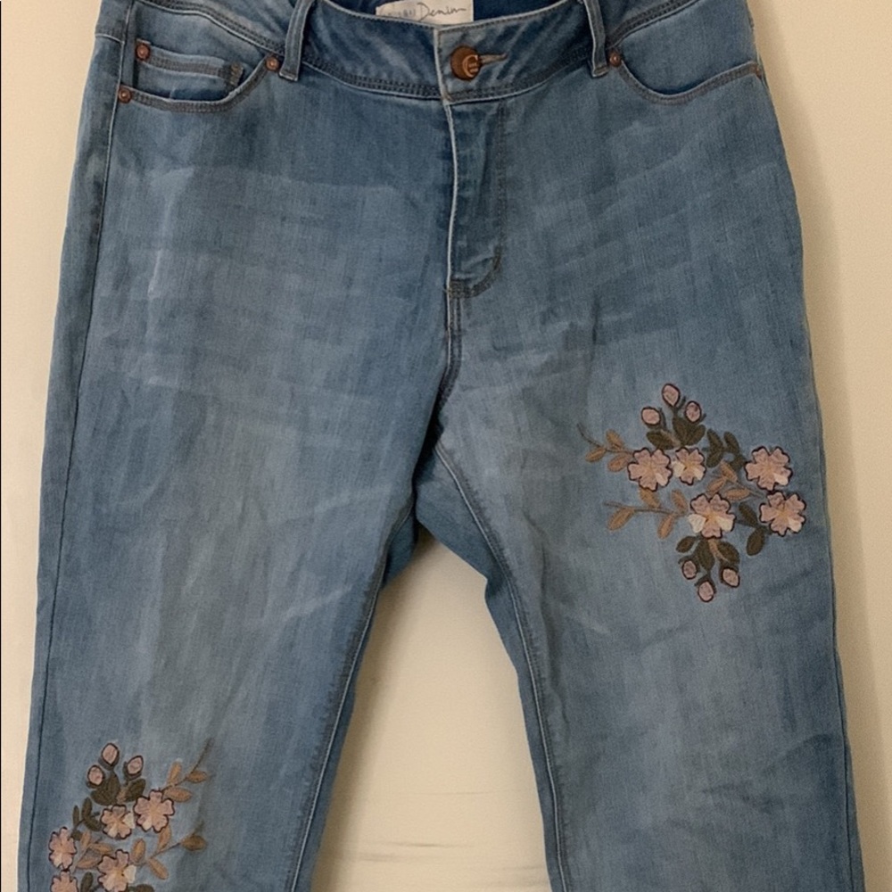 Cute embroidered jeans